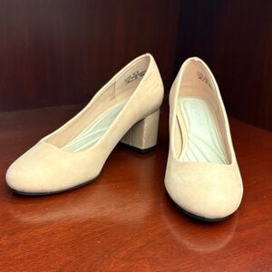 Elegant Cream Block Heel Pumps
